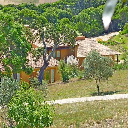 Appartement Casa Dos Sonhos, Private Terrace, Quiet Location, Walking To Village, Ecological Pool, Pets Considered, Nature Friendly