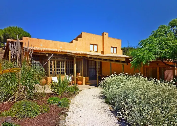 Apartmán Casa Dos Sonhos, Private Terrace, Quiet Location, Walking To Village, Ecological Pool, Pets Considered, Nature Friendly